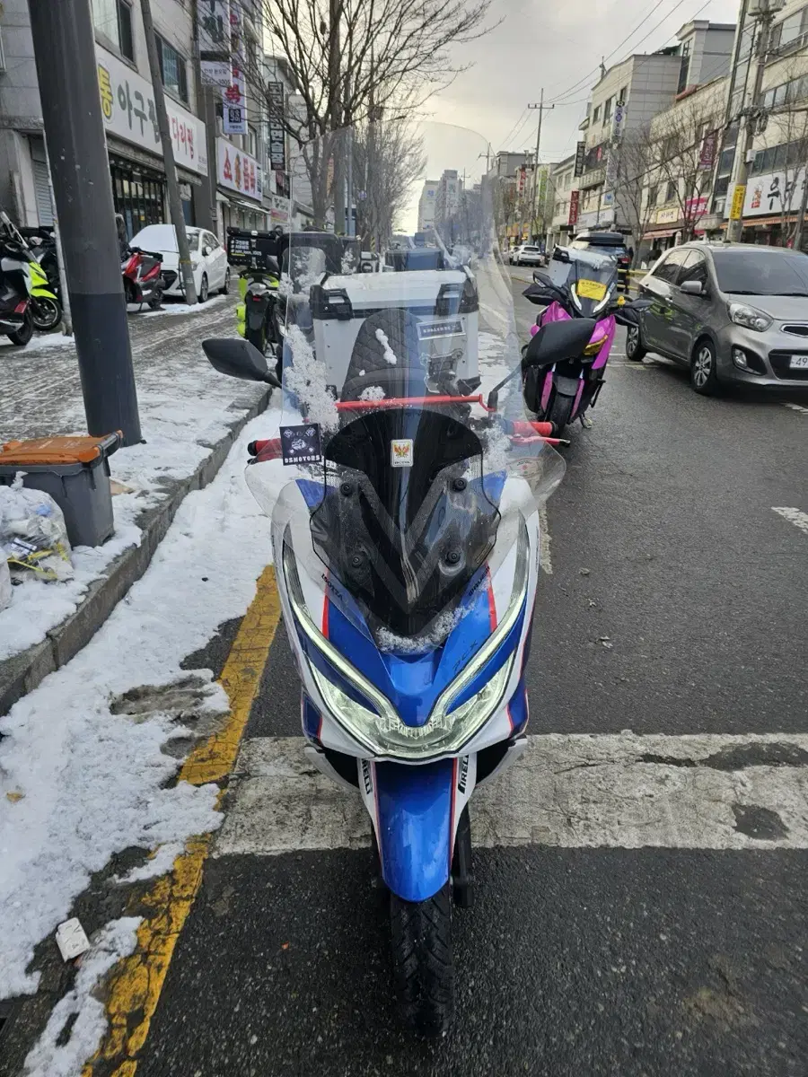 Pcx125 대차합니다.